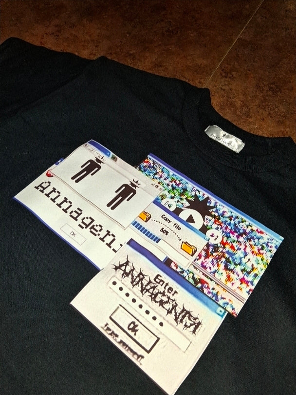 Annagenisi Pop Up Graphic Tee